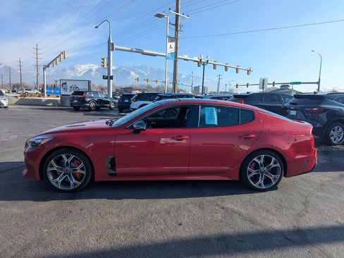 Used 2019 Kia Stinger GT2 image 8