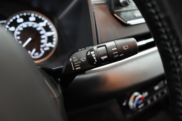 Used 2023 Mitsubishi Outlander SE AWD/4WD image 19