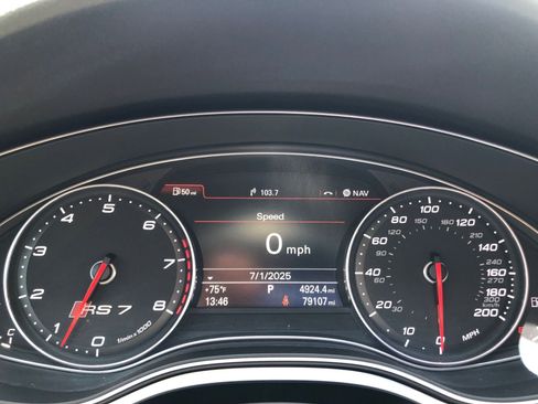 Used 2014 Audi RS 7 Prestige image 29