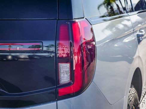 New 2025 Ford Expedition Tremor image 7