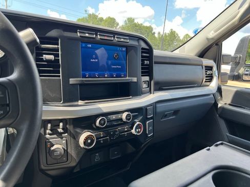 Used 2024 Ford F250 XLT image 25