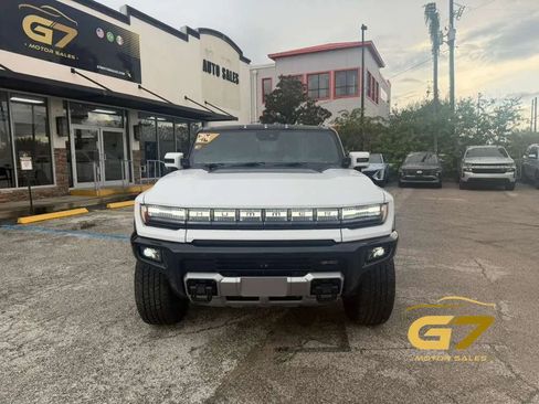 Used 2024 GMC Hummer EV 2X w/ LPO, Illumination Package AWD/4WD image 2