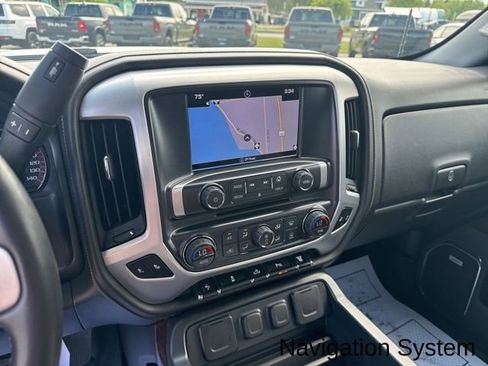 Used 2016 GMC Sierra 2500 SLT w/ Duramax Plus Package AWD/4WD image 20