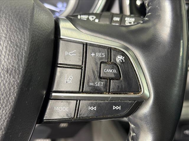 Used 2021 Toyota Highlander Platinum FWD image 28