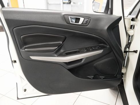 Used 2019 Ford EcoSport Titanium image 16