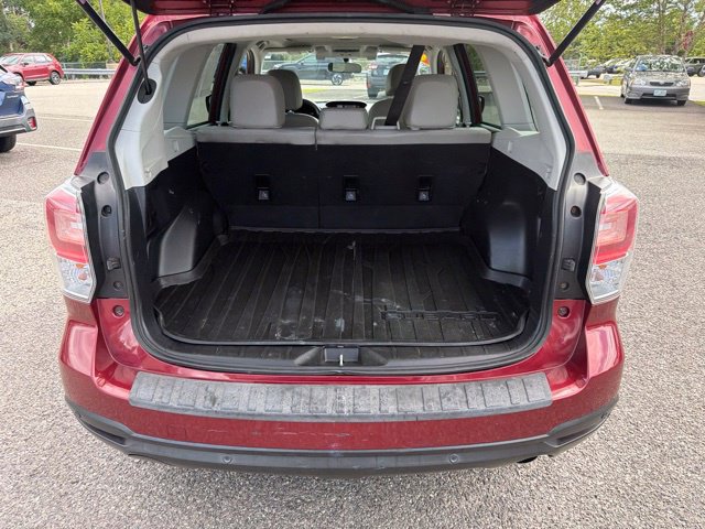 Used 2018 Subaru Forester 2.5i Limited AWD/4WD image 9