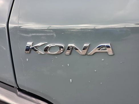 Used 2022 Hyundai Kona SE AWD/4WD image 12