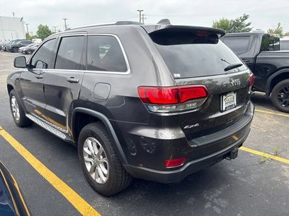 Used 2021 Jeep Grand Cherokee Laredo