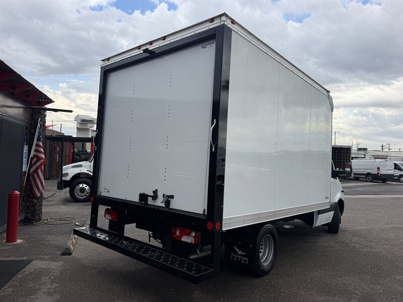 Used 2024 Mercedes-Benz Sprinter 3500 image 3