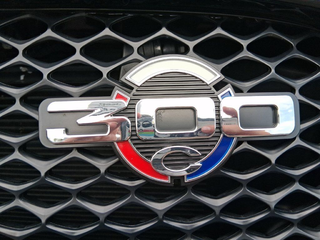 Used 2023 Chrysler 300 C RWD image 23