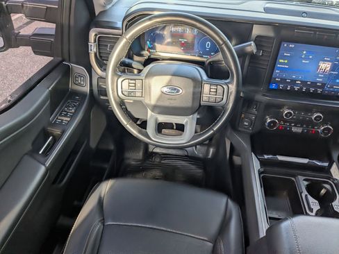 Used 2024 Ford F350 Lariat image 16