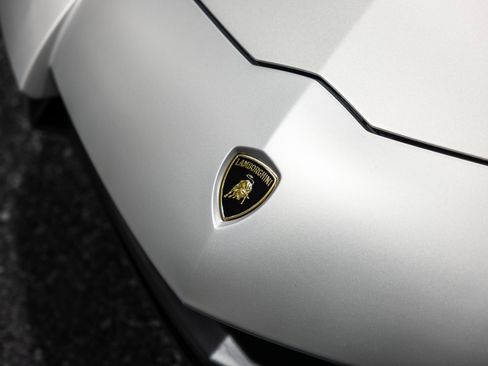 Used 2016 Lamborghini Aventador LP 750-4 Superveloce image 15