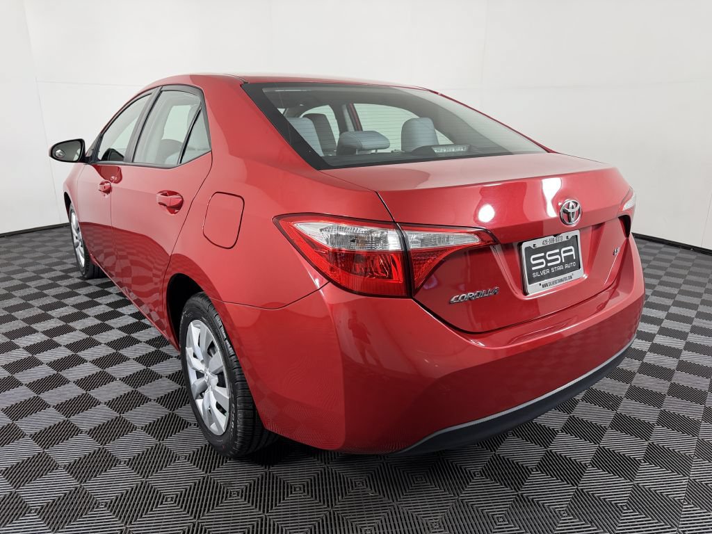 Used 2015 Toyota Corolla LE FWD image 10