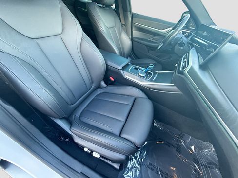 Used 2023 BMW i4 eDrive35 image 14