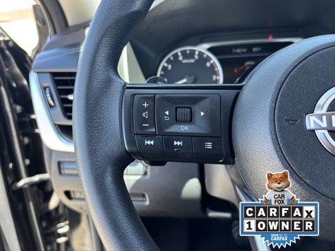 Certified 2023 Nissan Rogue SV FWD image 29