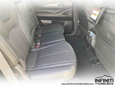 New 2026 INFINITI QX60 Luxe w/ Family Package image 13