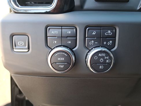 Used 2024 GMC Sierra 1500 Denali Ultimate image 27