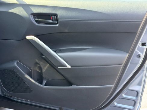New 2026 Toyota Corolla Cross LE FWD image 12