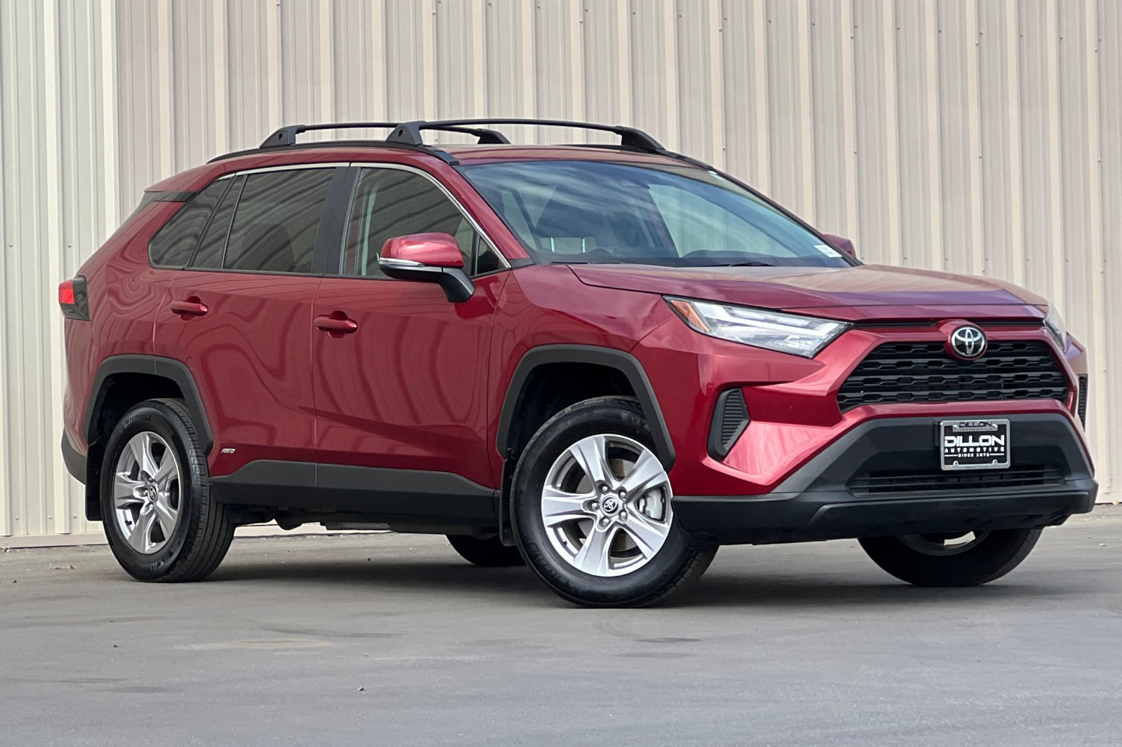 Used 2025 Toyota RAV4 XLE w/ Convenience Package AWD/4WD image 2