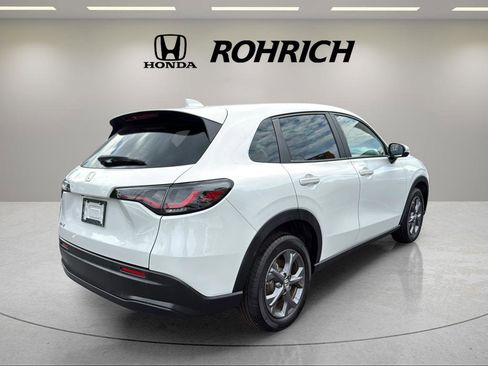 Used 2026 Honda HR-V LX image 6