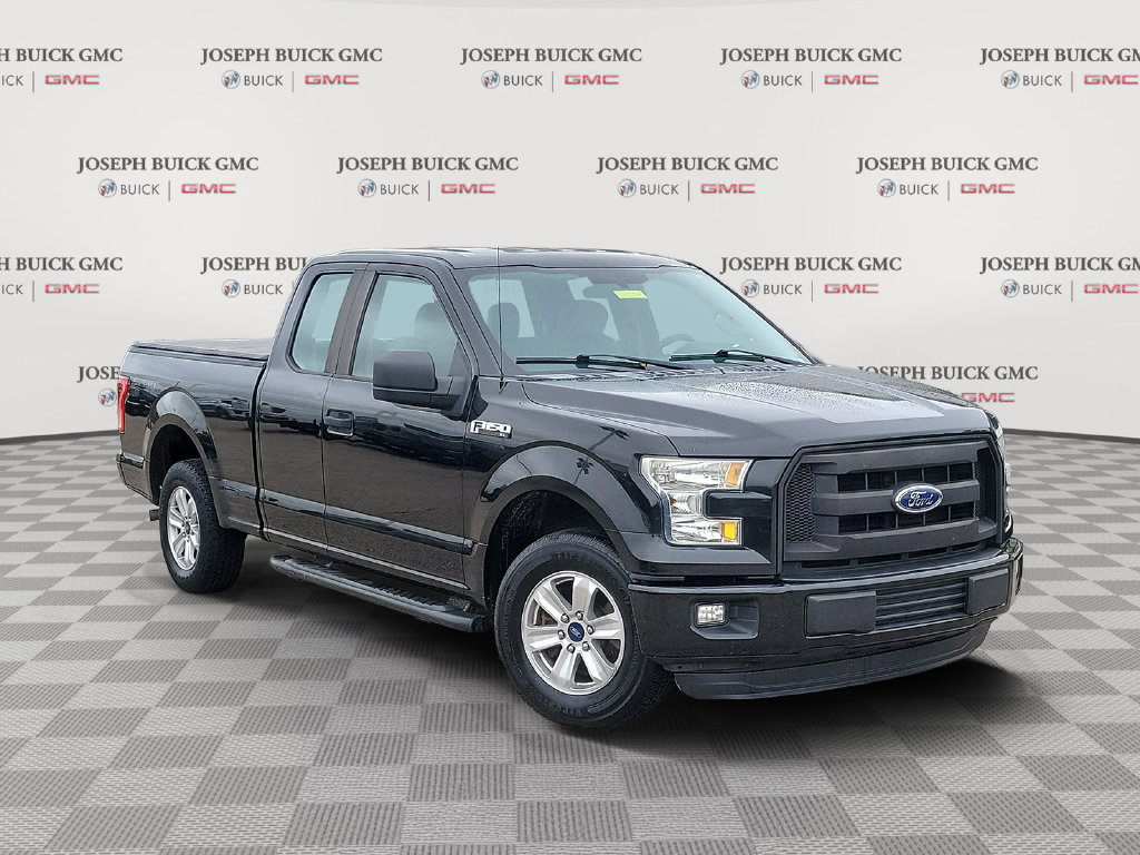 Used 2015 Ford F150 XL w/ Equipment Group 101A Mid RWD image 1