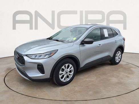 Used 2024 Ford Escape Active FWD image 6