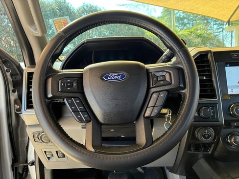 Used 2018 Ford F150 XLT w/ Equipment Group 302A Luxury image 18