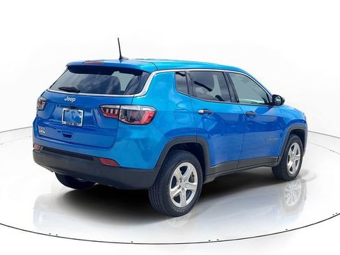Used 2023 Jeep Compass Sport AWD/4WD image 5