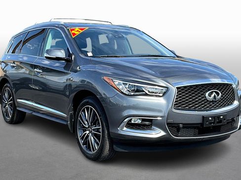Used 2017 INFINITI QX60 Luxe w/ Deluxe Technology Package image 10