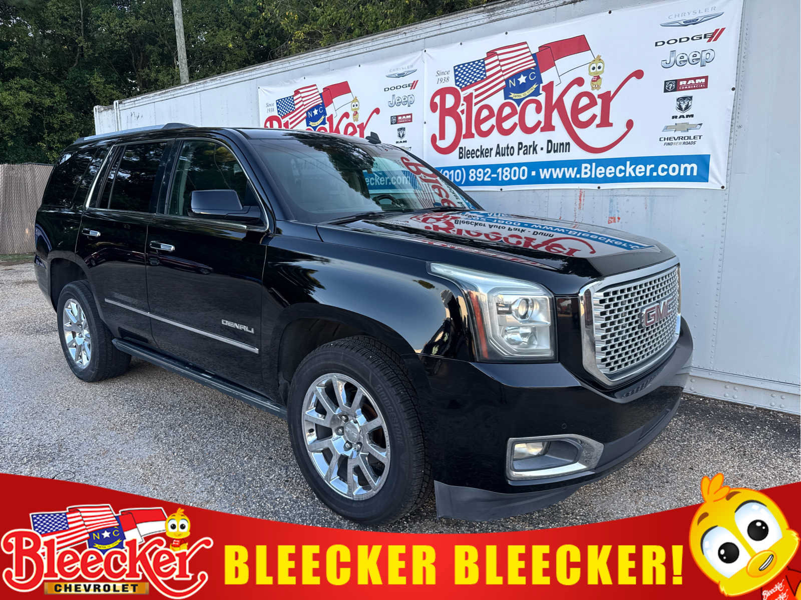 Used 2015 GMC Yukon Denali w/ Touring Package AWD/4WD image 1