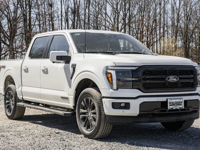 New 2025 Ford F150 Lariat w/ Equipment Group 501A Mid