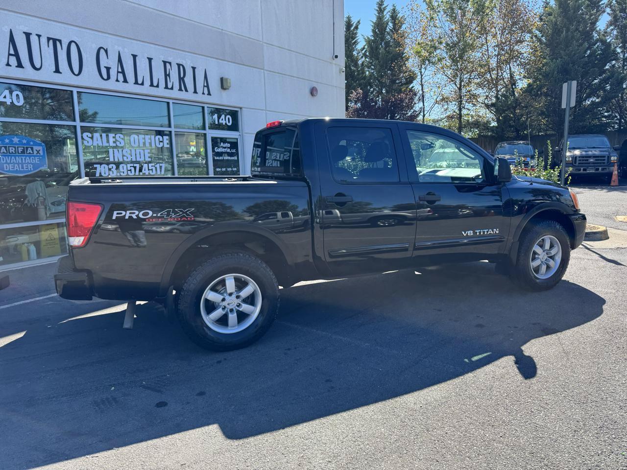 Used 2011 Nissan Titan PRO-4X w/ Pro-4x Premium Utility Pkg AWD/4WD image 4