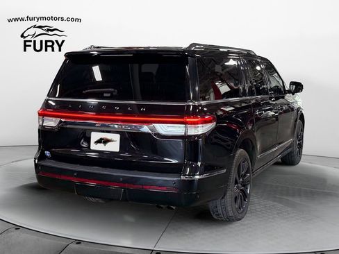 Used 2024 Lincoln Navigator L Reserve w/ Equipment Group 201A AWD/4WD image 4