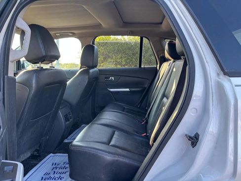 Used 2013 Ford Edge SEL FWD image 16