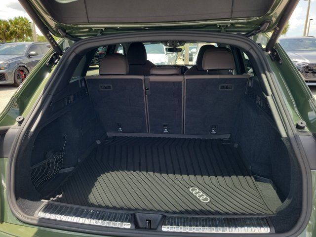Certified 2025 Audi Q5 Premium w/ Premium Plus AWD/4WD image 8