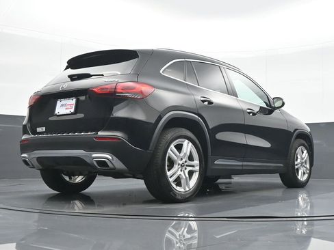 Used 2023 Mercedes-Benz GLA 250 4MATIC w/ Premium Package image 21