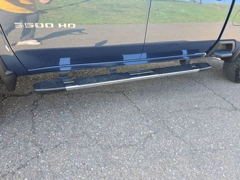 Used 2025 Chevrolet Silverado 3500 LTZ w/ LTZ Plus Package AWD/4WD image 11