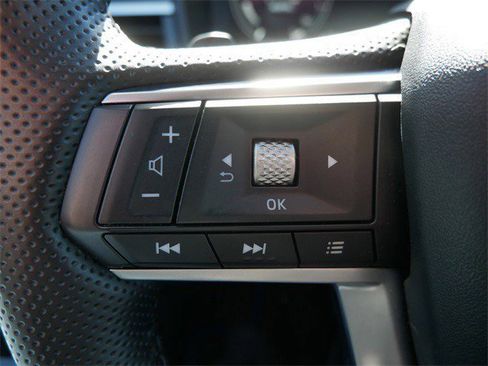 Used 2025 Mitsubishi Outlander SE image 23