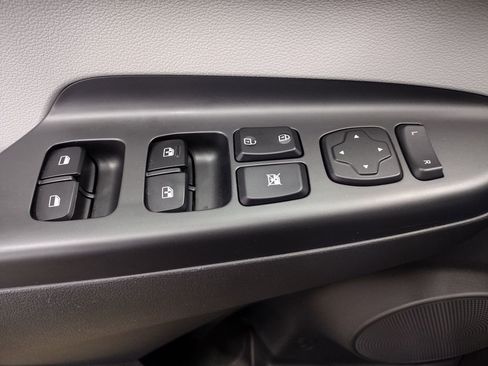 Certified 2023 Hyundai Kona SE image 20