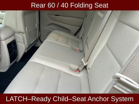 Used 2021 Jeep Grand Cherokee Laredo image 18