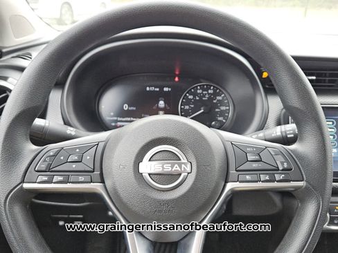 Used 2024 Nissan Kicks SV w/ Interior Electronics Package image 11