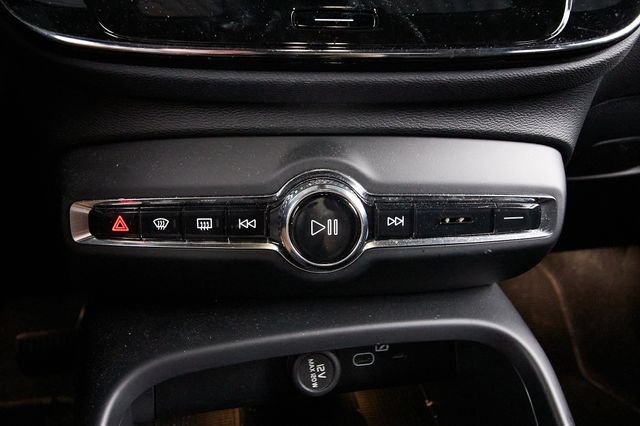 Certified 2023 Volvo C40 P8 Recharge Plus AWD/4WD image 14