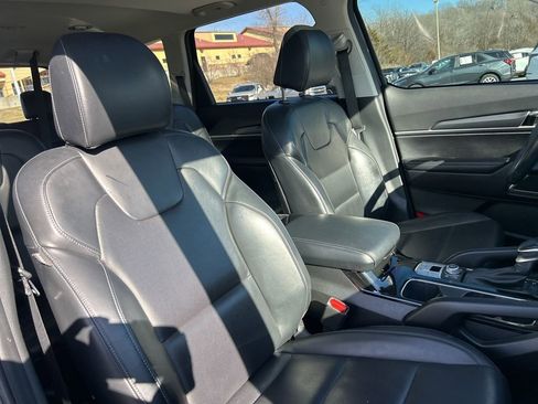 Used 2022 Kia Telluride S image 50