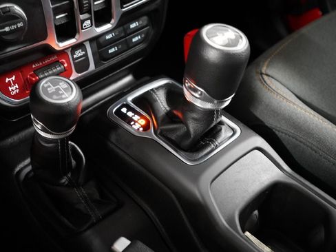 Used 2025 Jeep Wrangler Unlimited Sport S 4xe AWD/4WD image 20