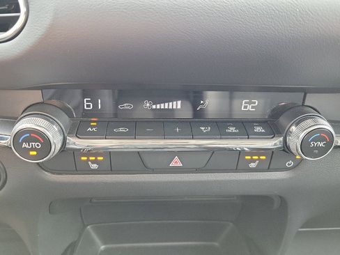 Used 2024 MAZDA CX-30 AWD 2.5 S w/ Preferred Package image 16