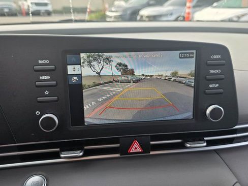 Certified 2025 Hyundai Elantra Sport image 23