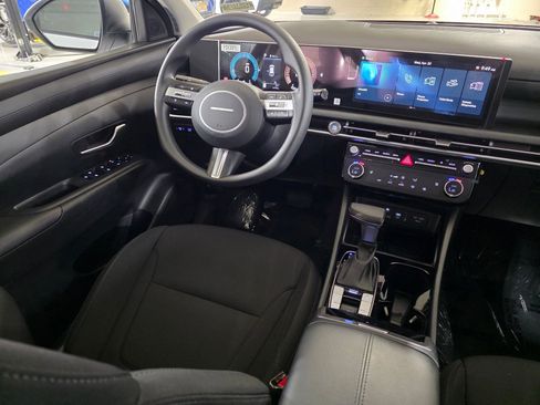 Certified 2025 Hyundai Tucson SEL FWD image 19