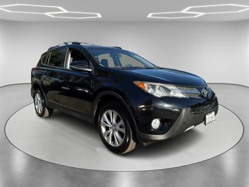 Used 2014 Toyota RAV4 Limited image 3