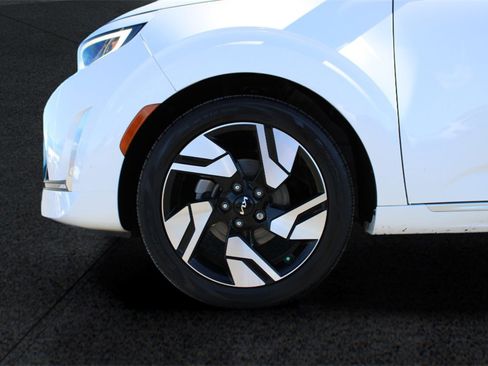 Used 2023 Kia Soul GT-Line w/ GT-Line Technology Package image 8