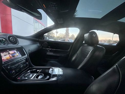 Used 2016 Jaguar XJ L Portfolio image 15
